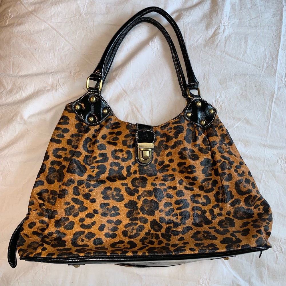 NWOT leopard print leather purse🖤